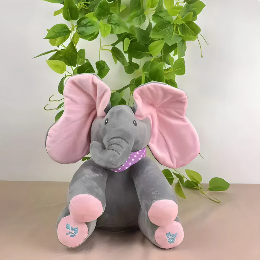 Slon koji igra,peva i mrda ušima